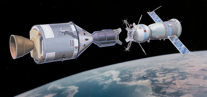 File:Apollo-Soyuz-Test-Program-artist-rendering.jpg