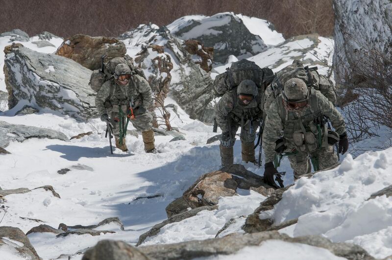 File:Army Mountain Warfare School 140220-Z-KE462-276.jpg