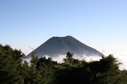 Green Izalco Volcano.JPG