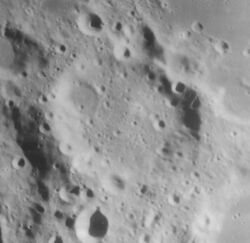 Hanno crater 4044 h3.jpg
