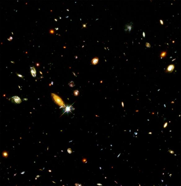 File:Hubble deep field.jpg