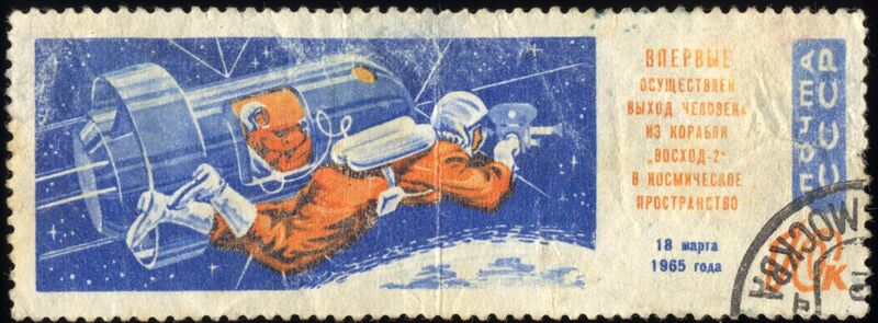 File:Soviet Union-1965-Stamp-0.10. Voskhod-2. First Spacewalk.jpg