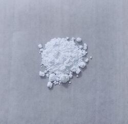 Lutetium(III) oxide sample.jpg