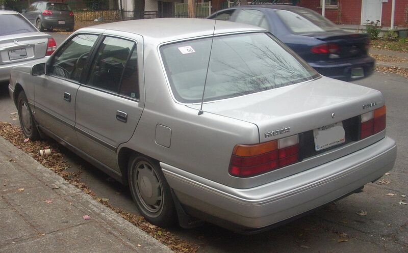 File:'88-'89 Hyundai Sonata GLS (Rear).jpg