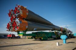Expedition 51 Rollout (NHQ201704170027).jpg