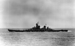 USS Missouri (BB-63) at sea in the Pacific, circa early 1945.jpg