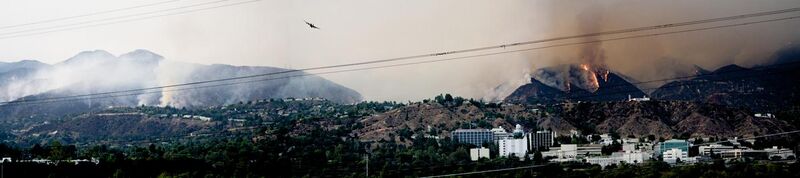 File:2009 California Wildfires at JPL - Pasadena, California.jpg