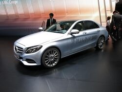 Mercedes-Benz W204 C-Class facelift hands on - CNET