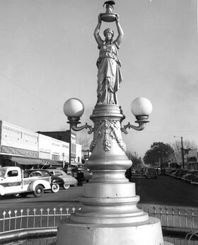 Boll weevil monument.jpg