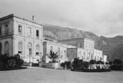 Monte Carlo Casino seaside facade before 1878 - Bonillo 2004 p113.jpg
