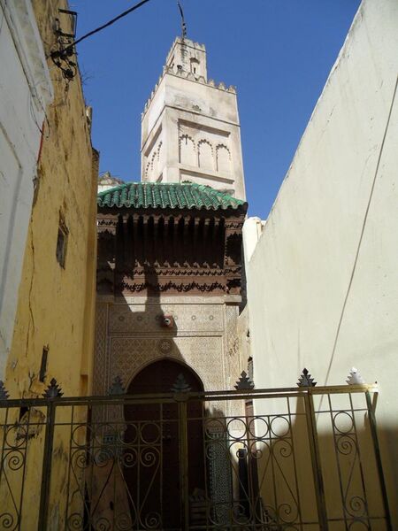File:Mosque in the old city of Meknes - panoramio.jpg