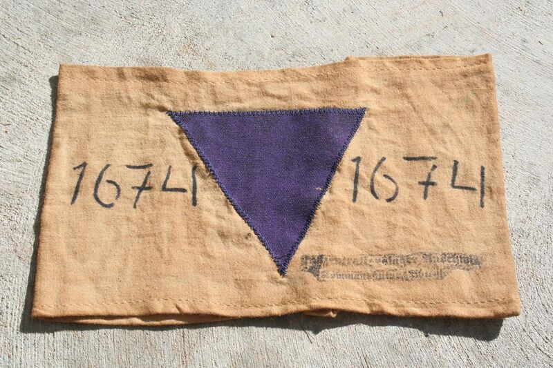 File:Purple Triangle.JPG