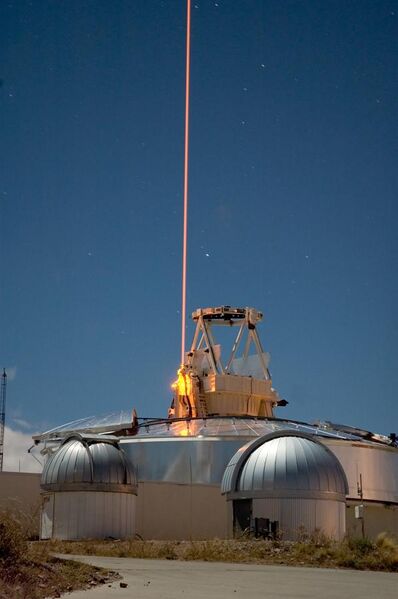File:Starfire Optical Range - sodium laser.jpg