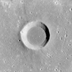 Tolansky crater AS16-M-2821.jpg