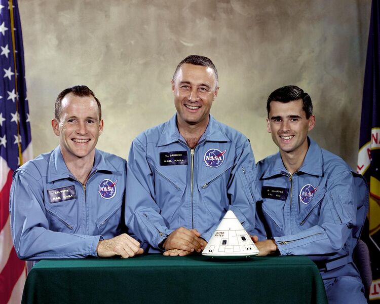 File:Apollo 1 Prime Crew - GPN-2000-001159.jpg