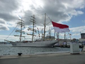 Bima Suci (Indonesia) in Vladivostok, 2018-09-12-P1090472.jpg