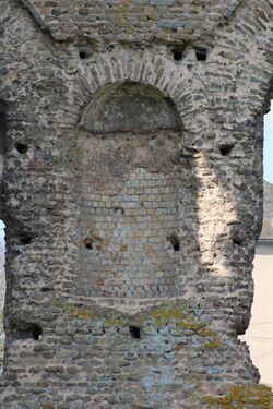 Temple Janus Autun 11.jpg