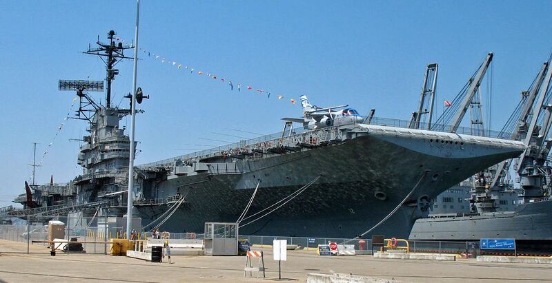 File:USS Hornet (Alameda, CA).JPG