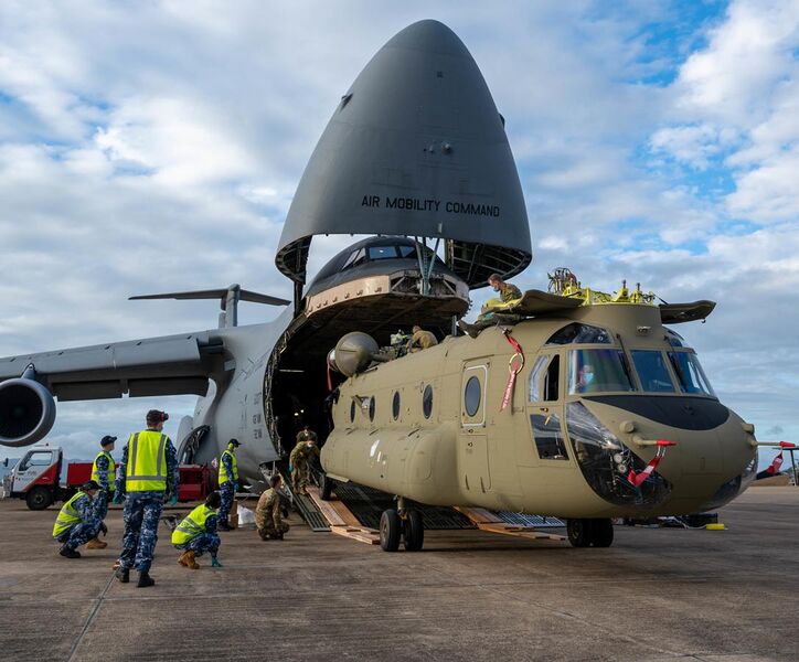 File:A CH-47F Chinook helicopter is unloaded from a C-5M Super Galaxy.jpg