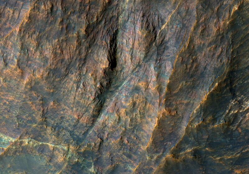 File:Banded Bedrock in Terra Sabaea, Mars.jpg