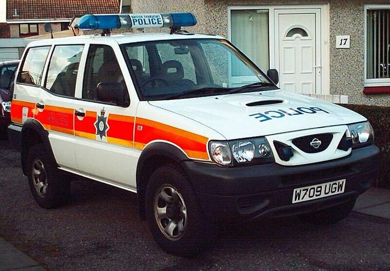 File:British Transport Police Nissan Terrano 4x4.jpg