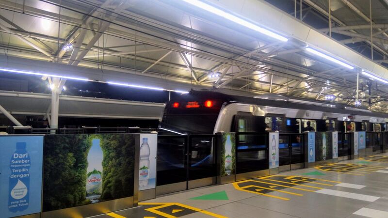 File:Jakarta MRT train departing from ASEAN MRT Station.jpg