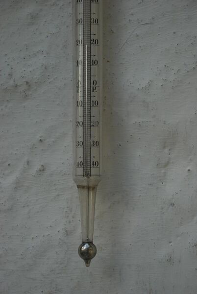 File:Quicksilvertermometer Osaby.JPG