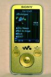Sony Walkman NWZ-S636F Lime Green.jpg