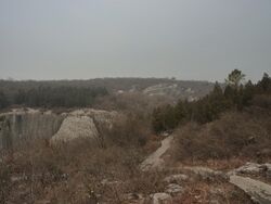 Yangshan Quarry - overall - P1060918.JPG