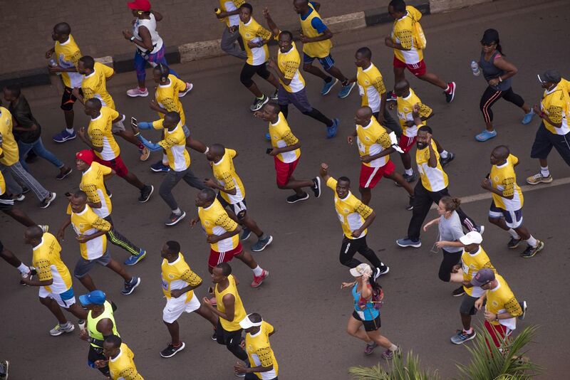 File:Aerial view of the kigali peace marathon.jpg