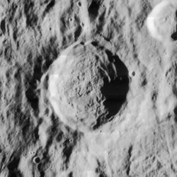 Baade crater 4186 h2.jpg