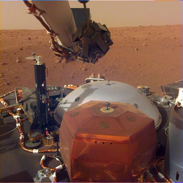 File:PIA22871 Full View of InSight's Deck and Two Science Instruments.jpg