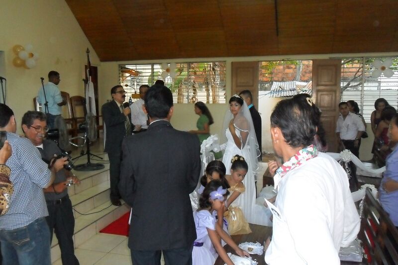 File:Wedding, Nicaragua.JPG