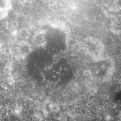 Apollonius crater AS15-M-1629.jpg