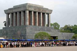 Ho Chi Minh Mausoleum, Hanoi (4016818067).jpg