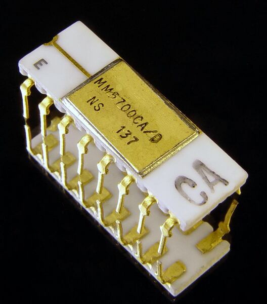 File:National Semiconductor MM5700CA D Microprocessor.jpg