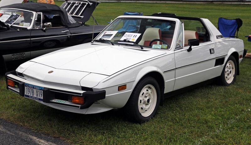 File:1978 Fiat X1.9 in white, front left.jpg