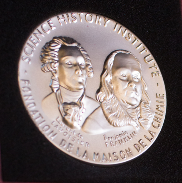 File:2018 Franklin Lavoisier Medal.png