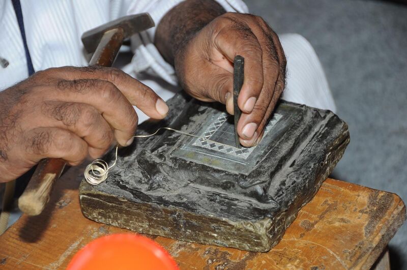 File:Bidri craft, Hyderabad, India.jpg