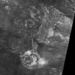Doom Mons, Sotra Patera, Mohini Fluctus (cropped).png