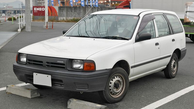 File:Nissan AD Van Y10 001.JPG