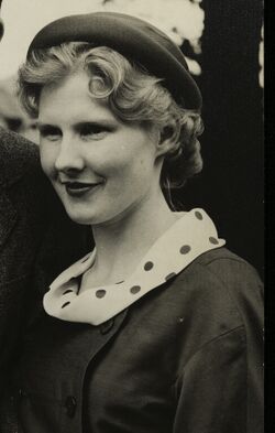 Black and white portrait photograph of Noreen Murray. She is wearing a hat.