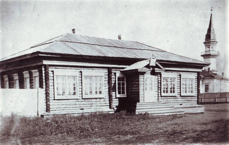 File:One of the first schools in Kokshetau, Akmola Region.jpg