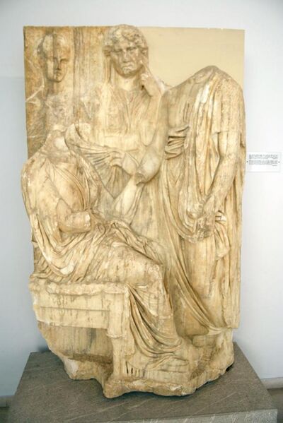 File:7175 - Piraeus Arch. Museum, Athens - A woman dead in childbirth - Photo by Giovanni Dall'Orto, Nov 14 2.jpg