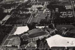 Aerial view of the University of Houston (1950).JPG