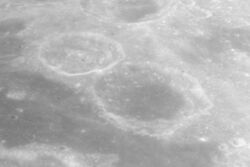 Magelhaens crater AS16-M-0679.jpg