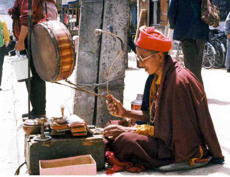 File:Mendicant monk in Lhasa, 1993.jpg
