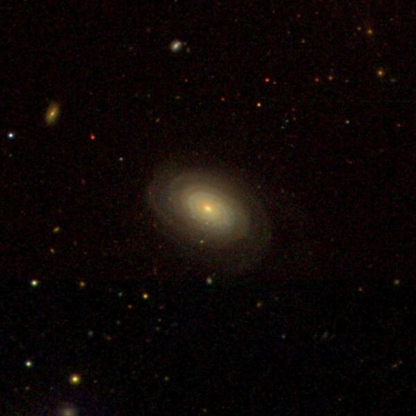 File:NGC223 - SDSS DR14.jpg