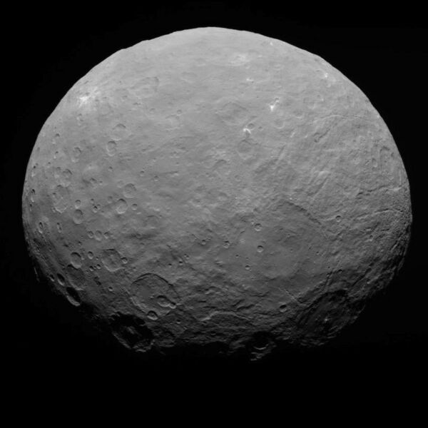 File:PIA19556-Ceres-DwarfPlanet-Dawn-RC3-image22-20150507.jpg