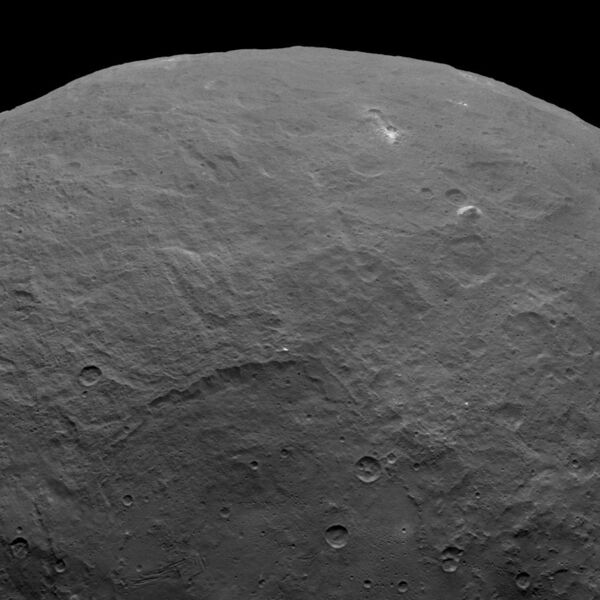 File:PIA19574-Ceres-DwarfPlanet-Dawn-2ndMappingOrbit-image6-20150606.jpg